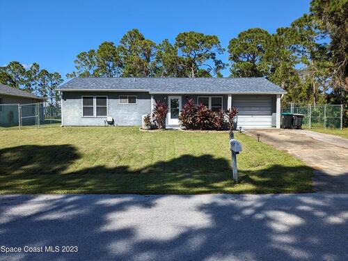 1051 Pasadena Road SE, Palm Bay, FL 32909