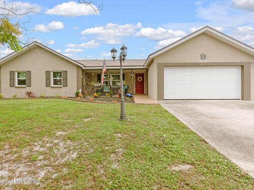 570 Fern Avenue NE, Palm Bay, FL 32907