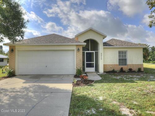 3915 Baldwin Drive, Micco, FL 32976