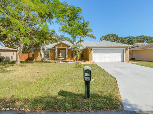 849 Chello Avenue NE, Palm Bay, FL 32905