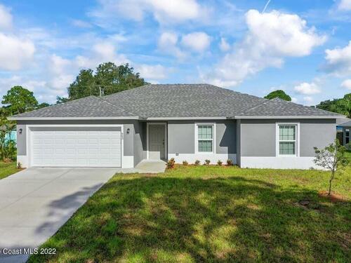 206 Wendover Road SW, Palm Bay, FL 32908