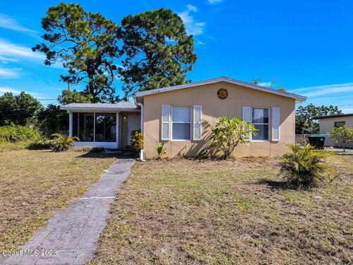 1173 Cabot Drive NE, Palm Bay, FL 32905