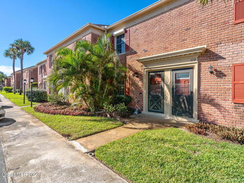 114 E Colonial Court, Indian Harbour Beach, FL 32937