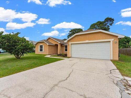 280 Clearbrook NE, Palm Bay, FL 32907